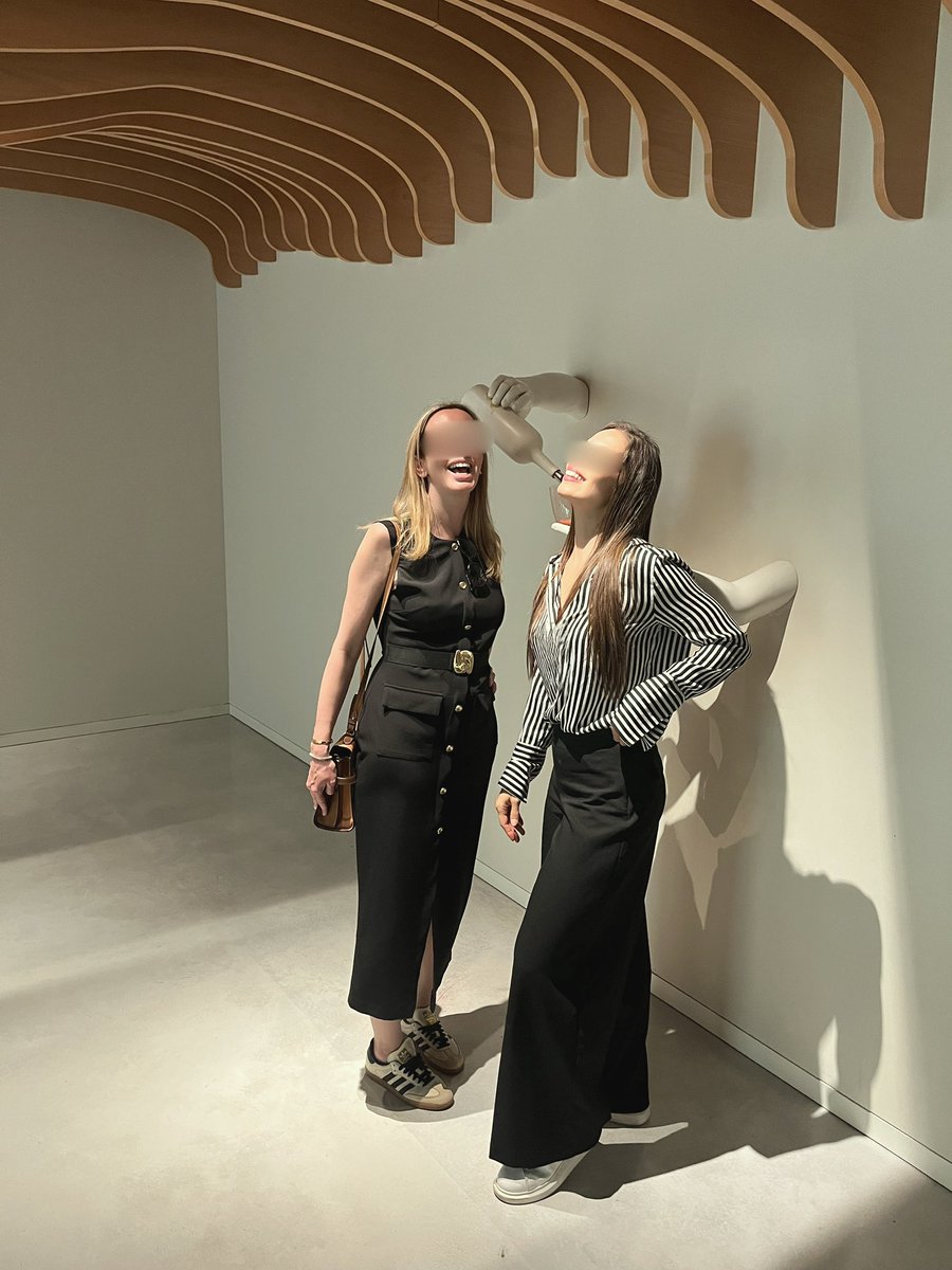 Muse Laura Lvx tweet media