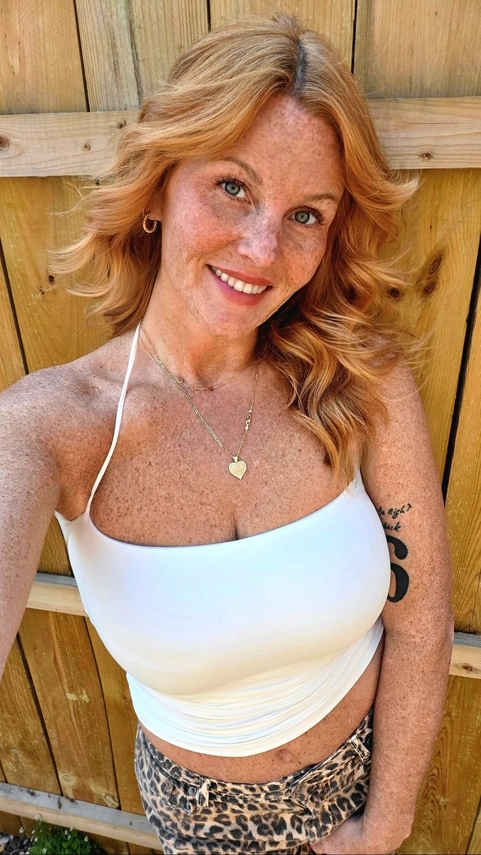 Penny Freckles tweet media