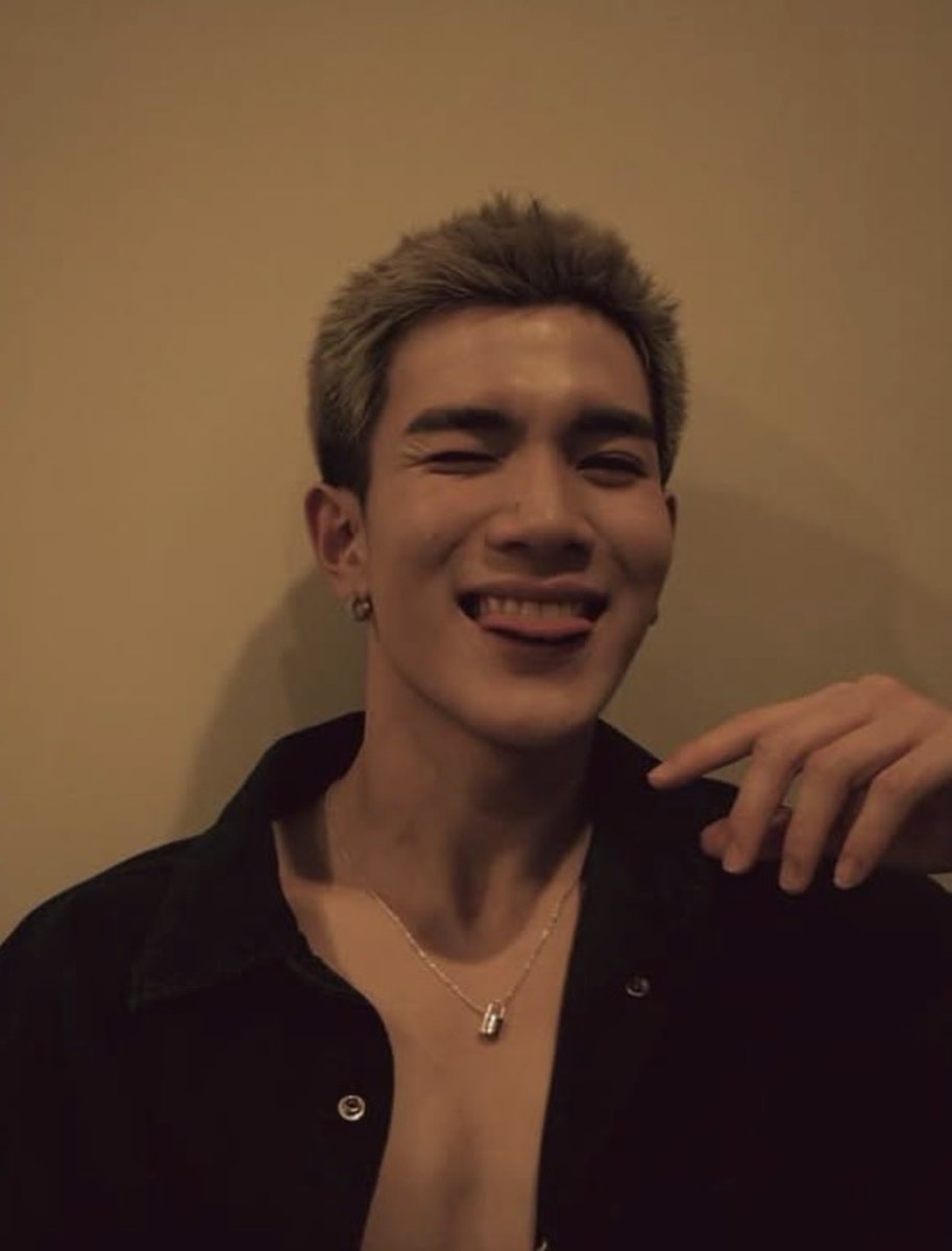 Gift-fu x🌻🌻🌻🌻 tweet media