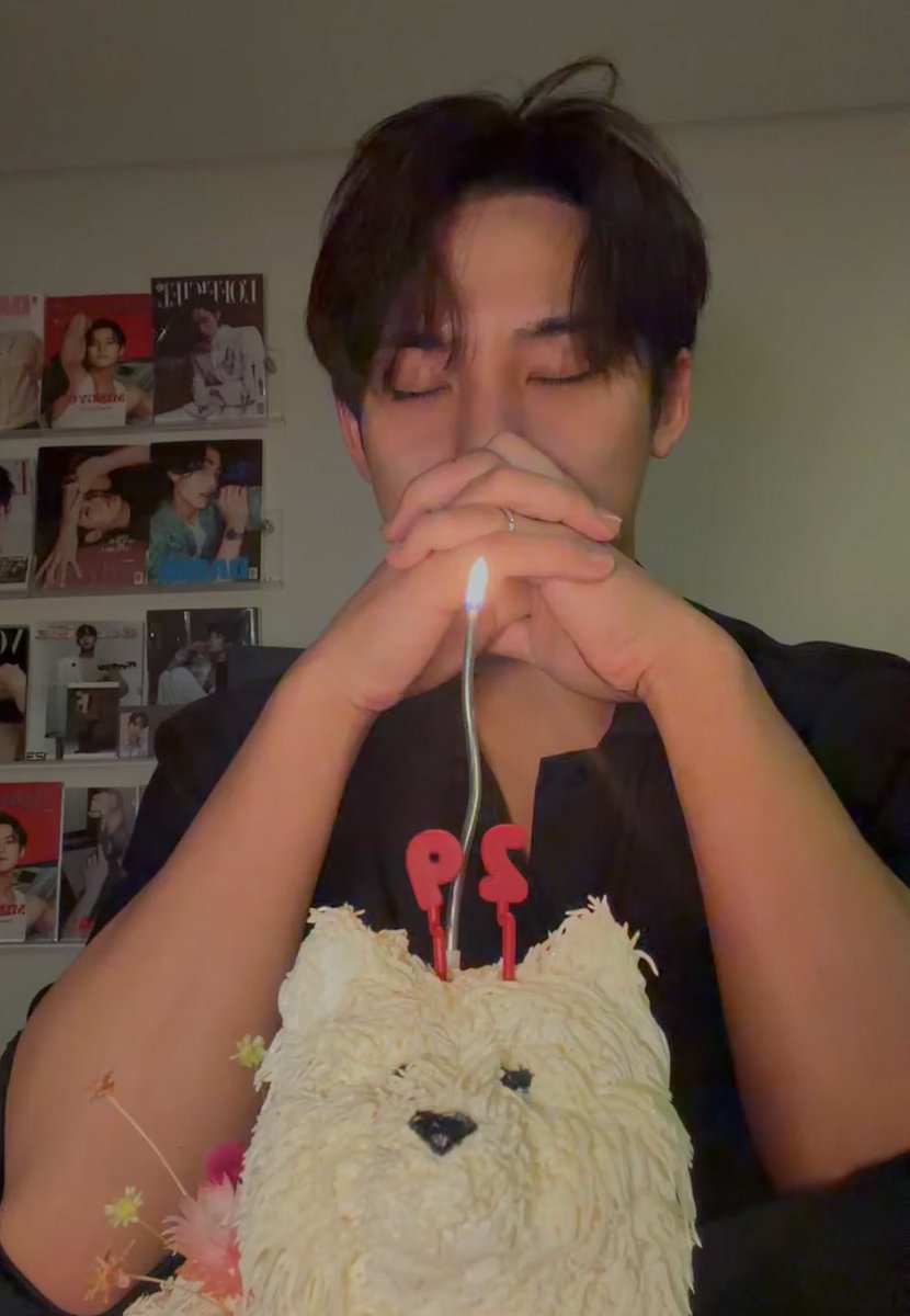 cali ✩ tweet media