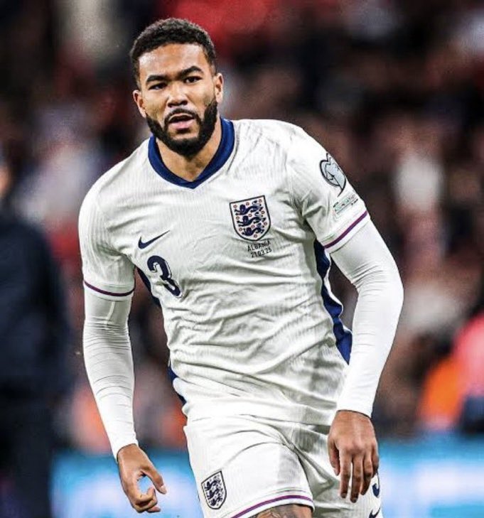 Just Chelsea tweet media