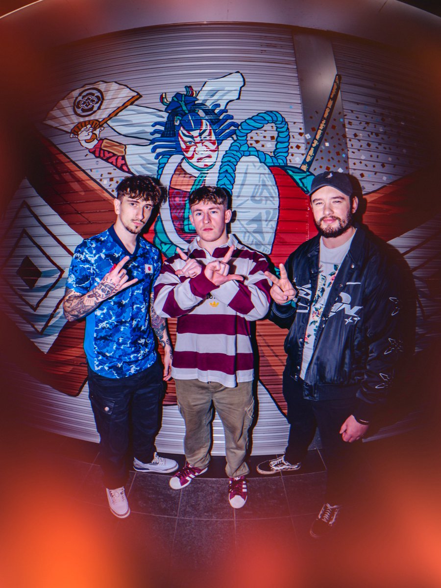 JustJoeLando's tweet image. I miss being in Japan with my best mates #CPF 🎈

 📸 - @dragon000stop1