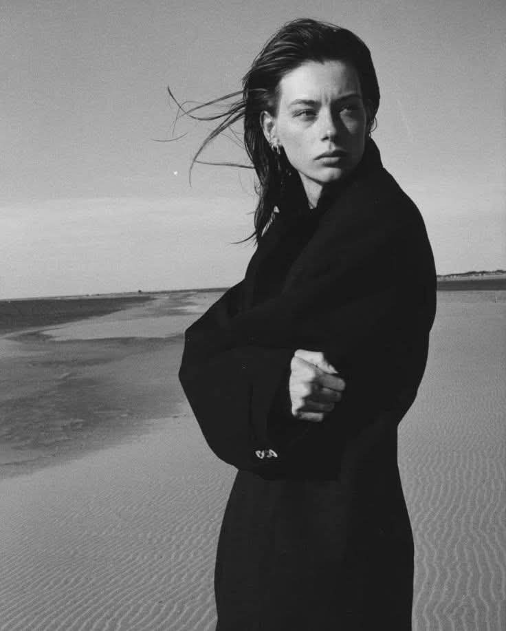 ✨ 𝓡𝓸𝓼𝓮 tweet media