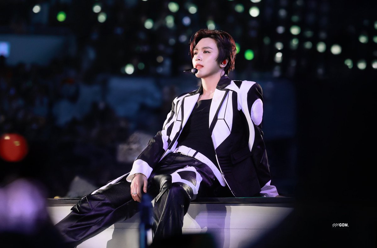 sha #TASTE tweet media