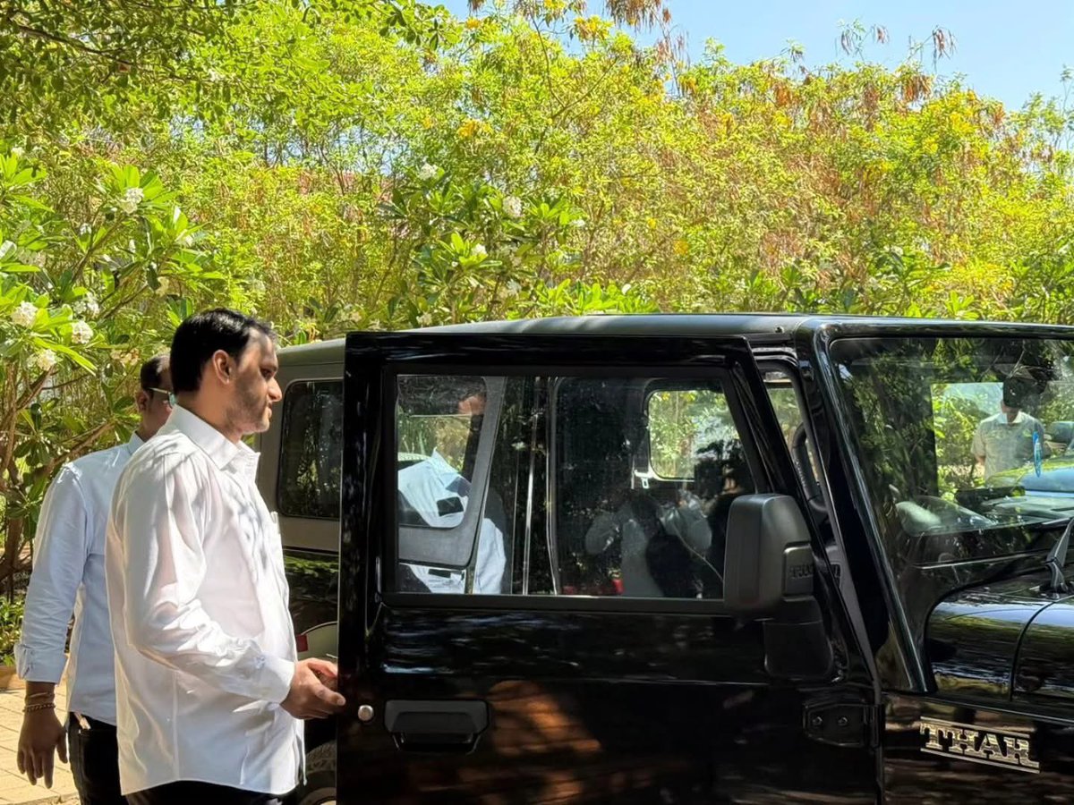 Team Yugendra Pawar ™️ tweet media