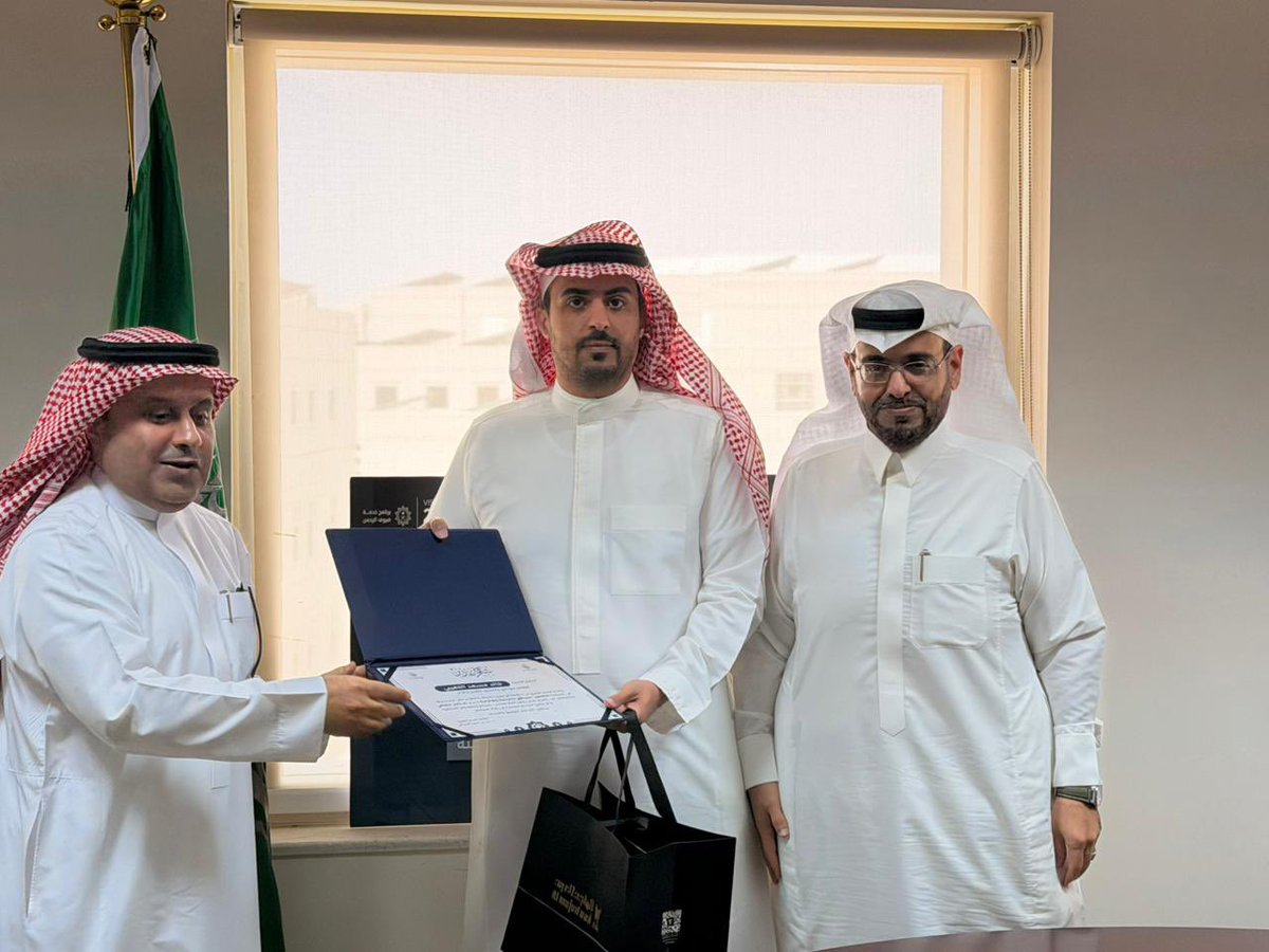 قسم التاريخ tweet media