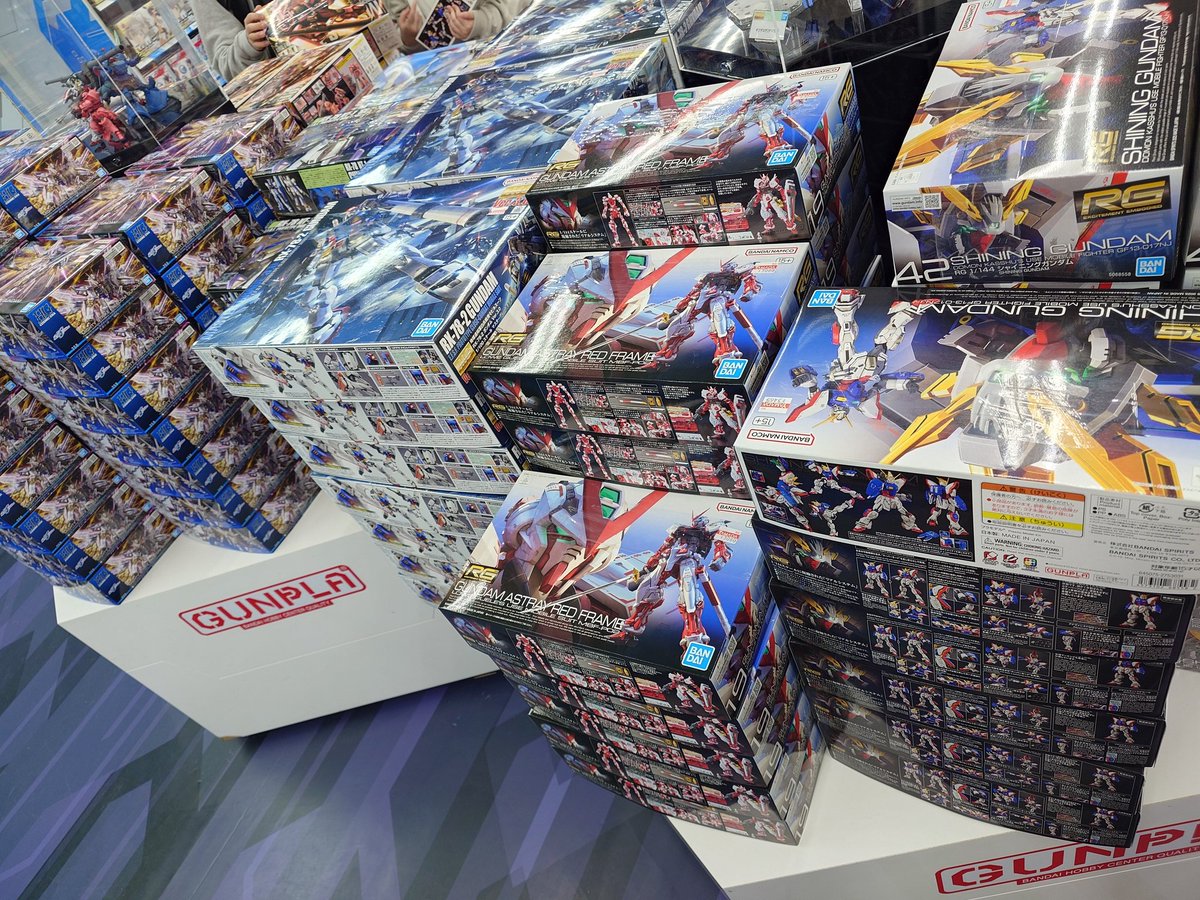 3プラ@3月からガンプラ始めて大体2年経ちました tweet media