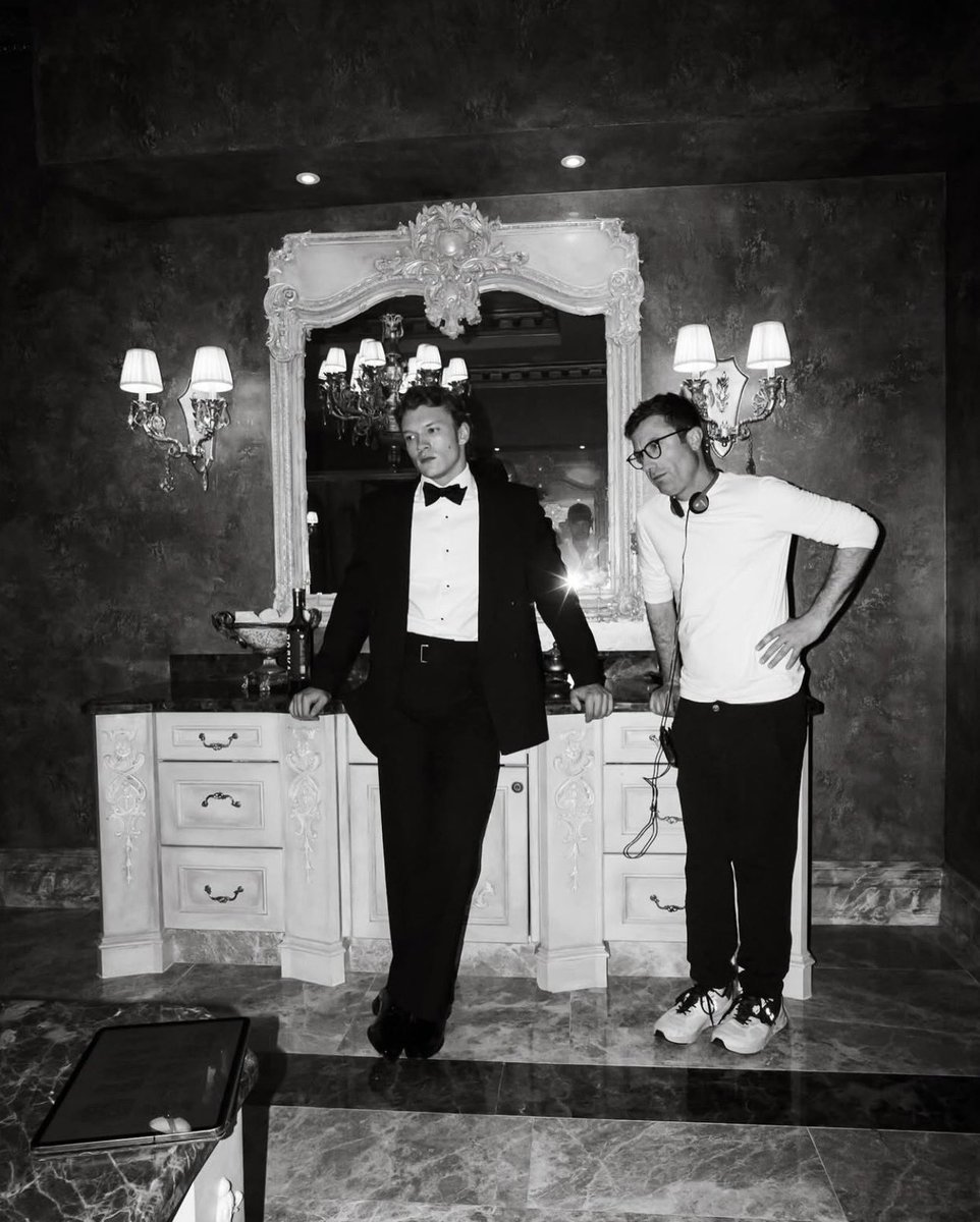 Char 🩵 GREEK GODNOR tweet media