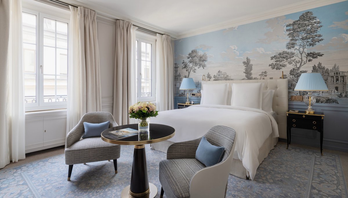cppluxury's tweet image. Four Seasons Hotel des Bergues Geneva debuts newly renovated rooms and suites

lnkd.in/dWhU9fBg (full article)

#FourSeasons #Geneva #FourSeasonsDesBergues #luxuryhotels #luxuryhospitality #luxurysuites #luxury #hotels #renovation #suitelife @FourSeasons