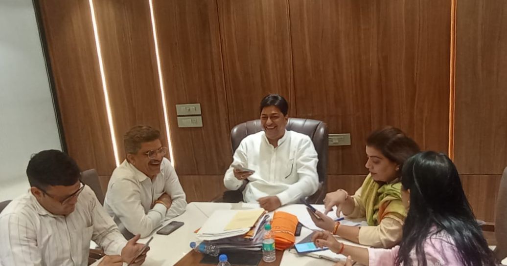 Ashok Goel tweet media