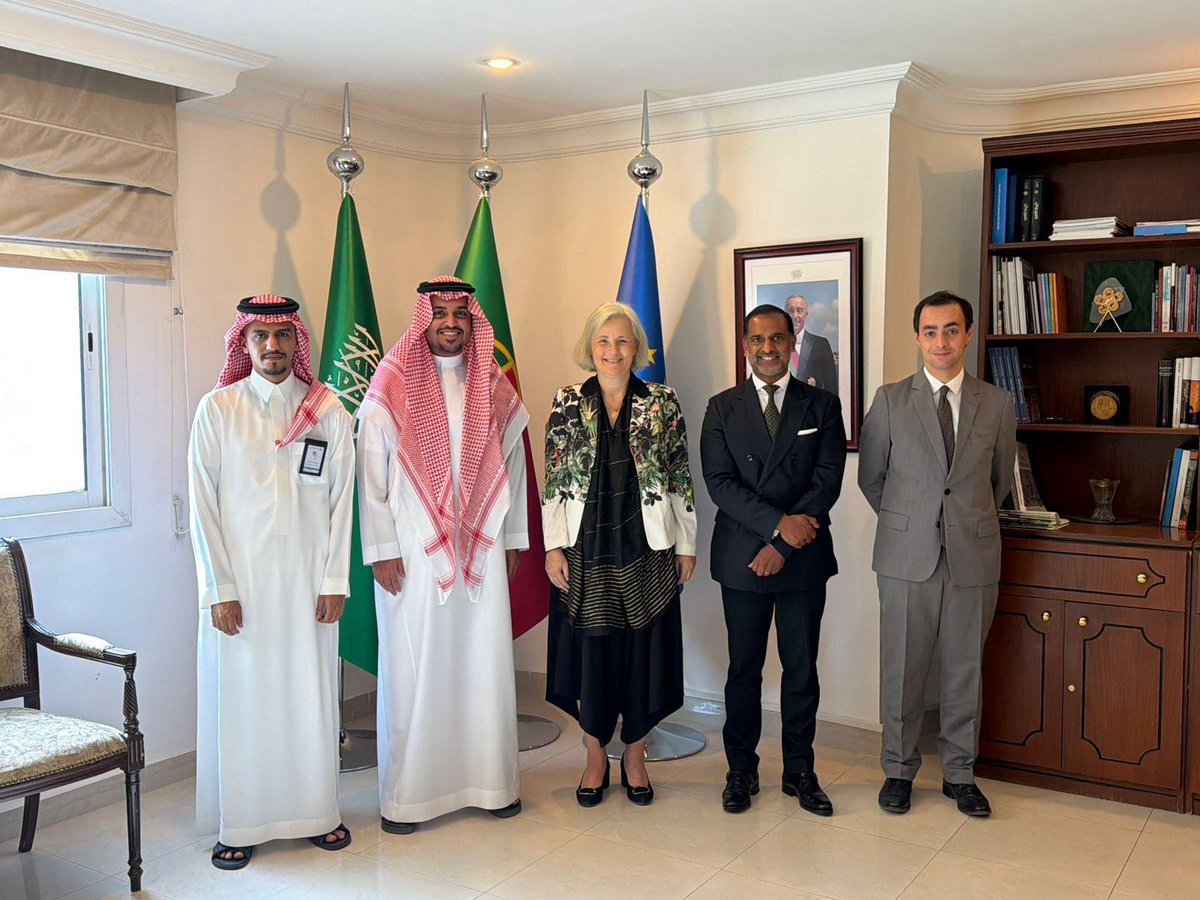 Honored to meet H.E. Luísa Fragoso, Ambassador of Portugal to the Kingdom of Saudi Arabia. 🇵🇹🇸🇦