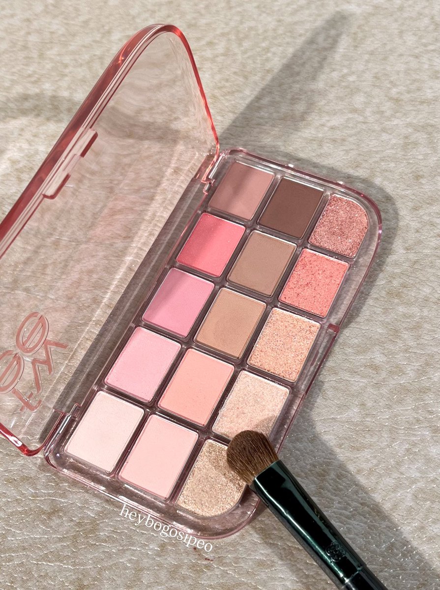 farah 🪄 tweet media