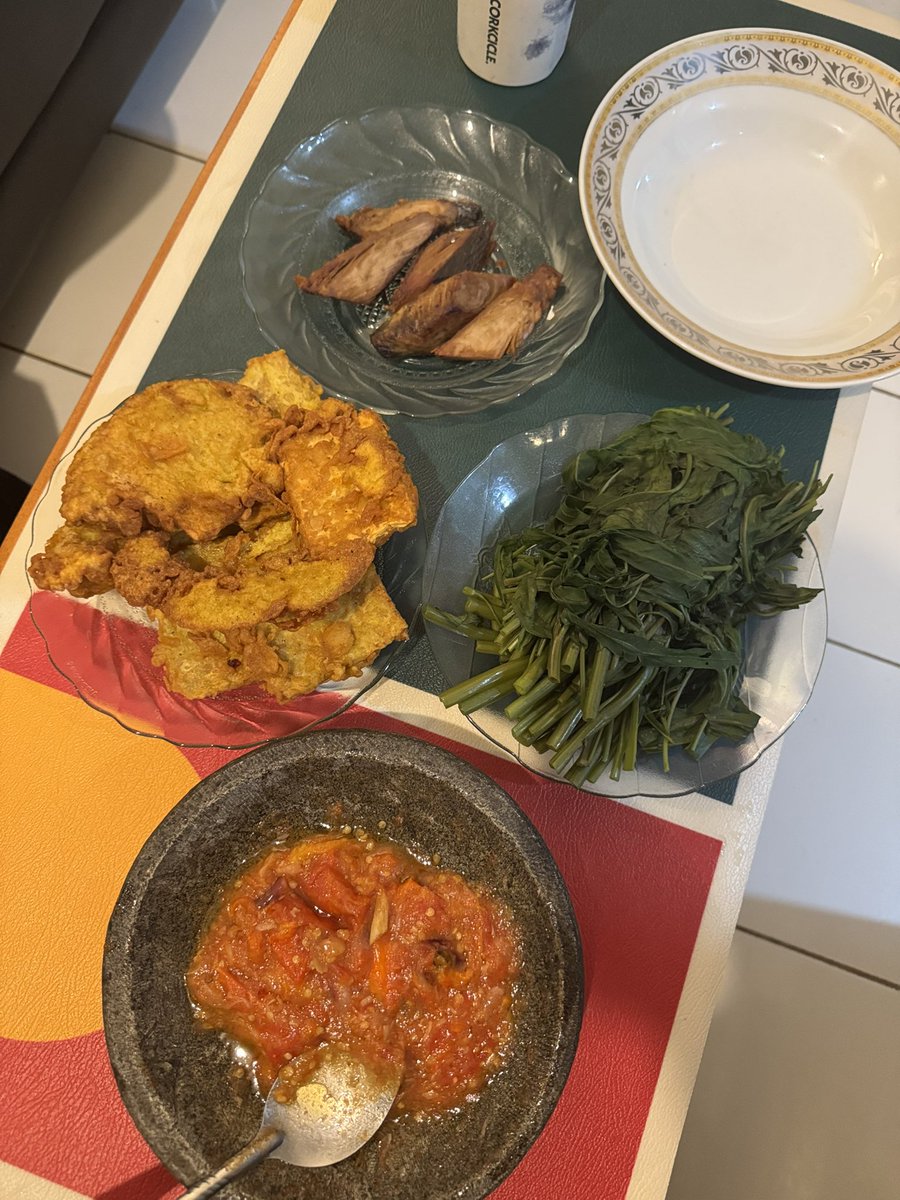 𝑪𝒂𝒔𝒑𝒆𝒓 tweet media