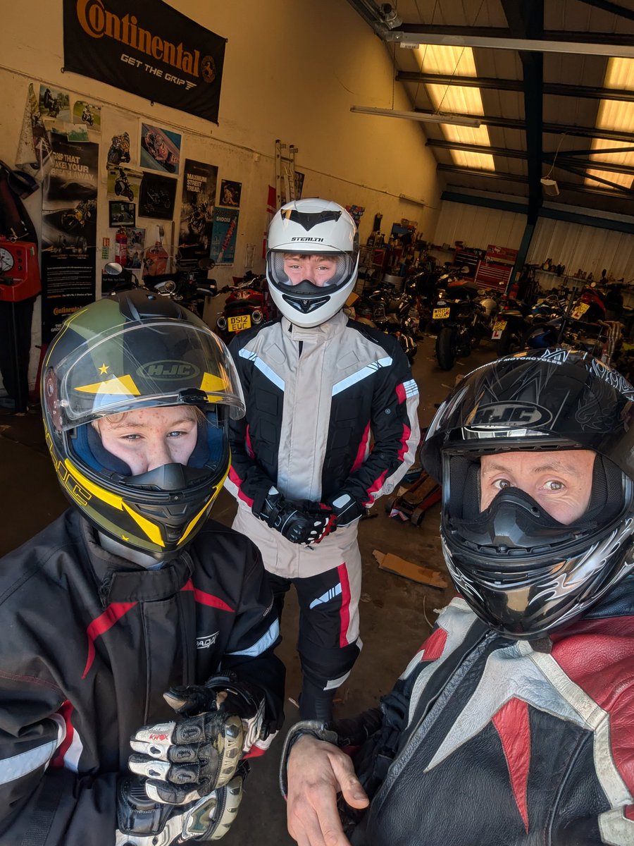 B R E double T tweet media