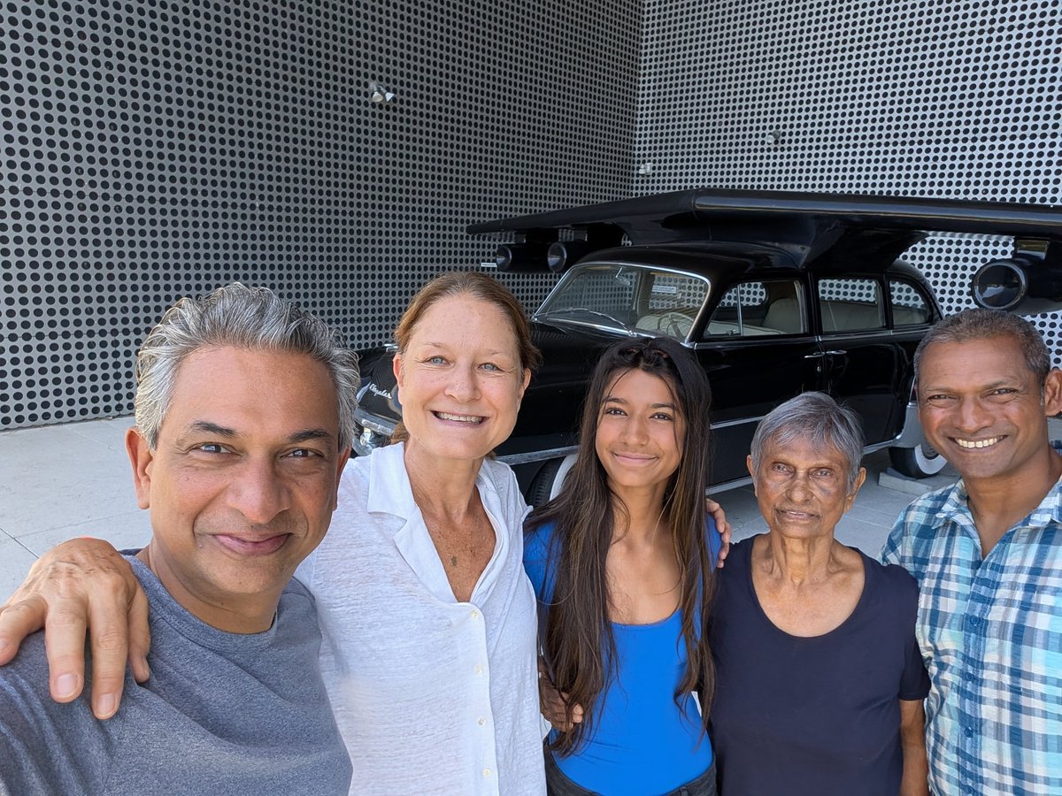 RajanAnandan's tweet image. Wonderful weekend with @UltraRajesh, Julie, Yara and amma in #Tampa...