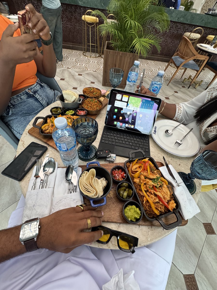 Uncle Emeka || YANKEE GADGETS .ng tweet media