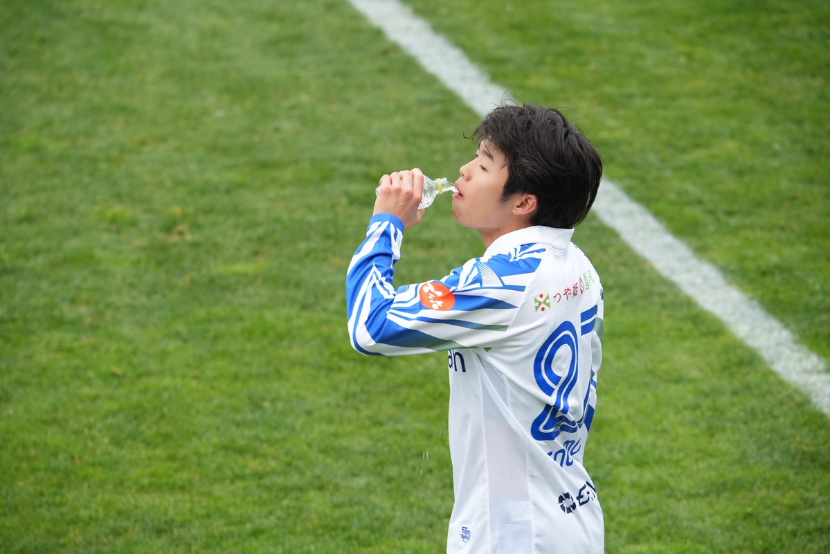 モンフォト tweet media