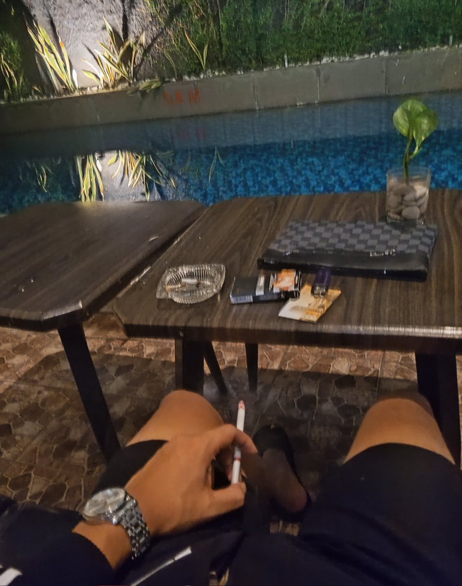 gatau cape tweet media