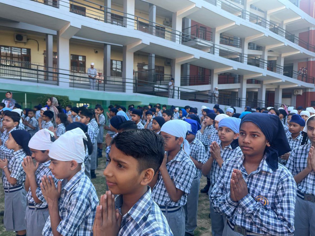 SGGSNSS1CHD's tweet photo. @SGGSNSS2Chd @sggscps 

6 April, 2026
Commencement of new session with great zeal and enthusiasm 😊 https://t.co/FyO3cerKEU