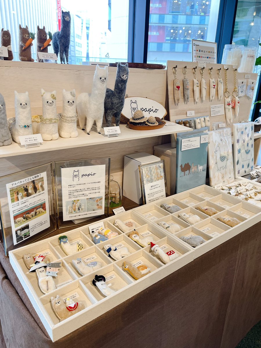 Select Market 4PLA
二日間ありがとうございました🦙✨

次のイベントはサッポロモノヴィレッジです！
今回はライトブースで出店するので今までよりもコンパクトサイズで出店しますが、たくさん作品を持っていく予定ですので、遊びに来て頂けたら嬉しいです🦙♪