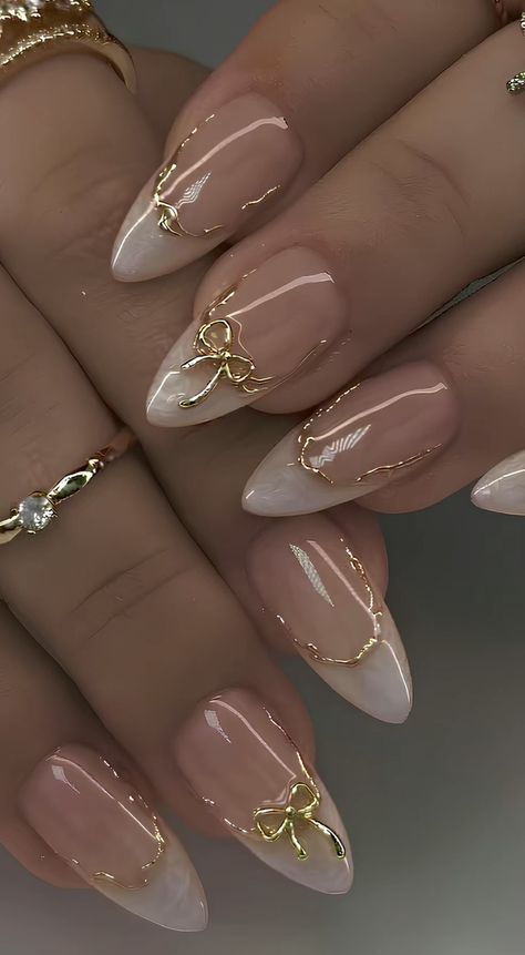 Annizzenn's tweet photo. how does pinterest see you?

• pop singer
• tattoo
• nails
• outfit https://t.co/UKZXeTdMSF
