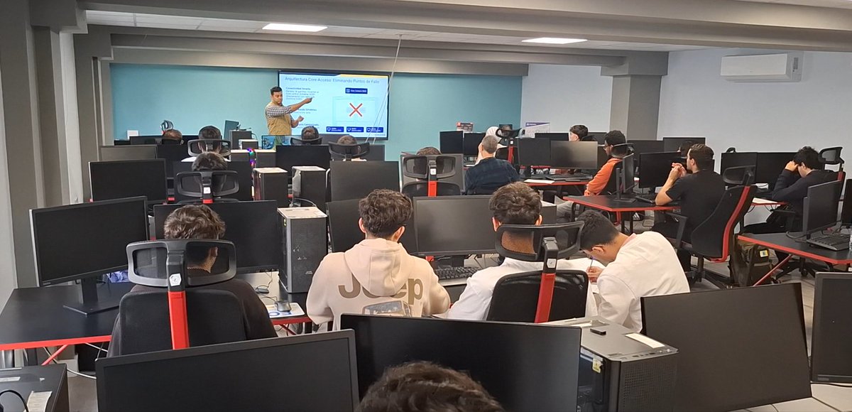 IES El Rincón tweet media