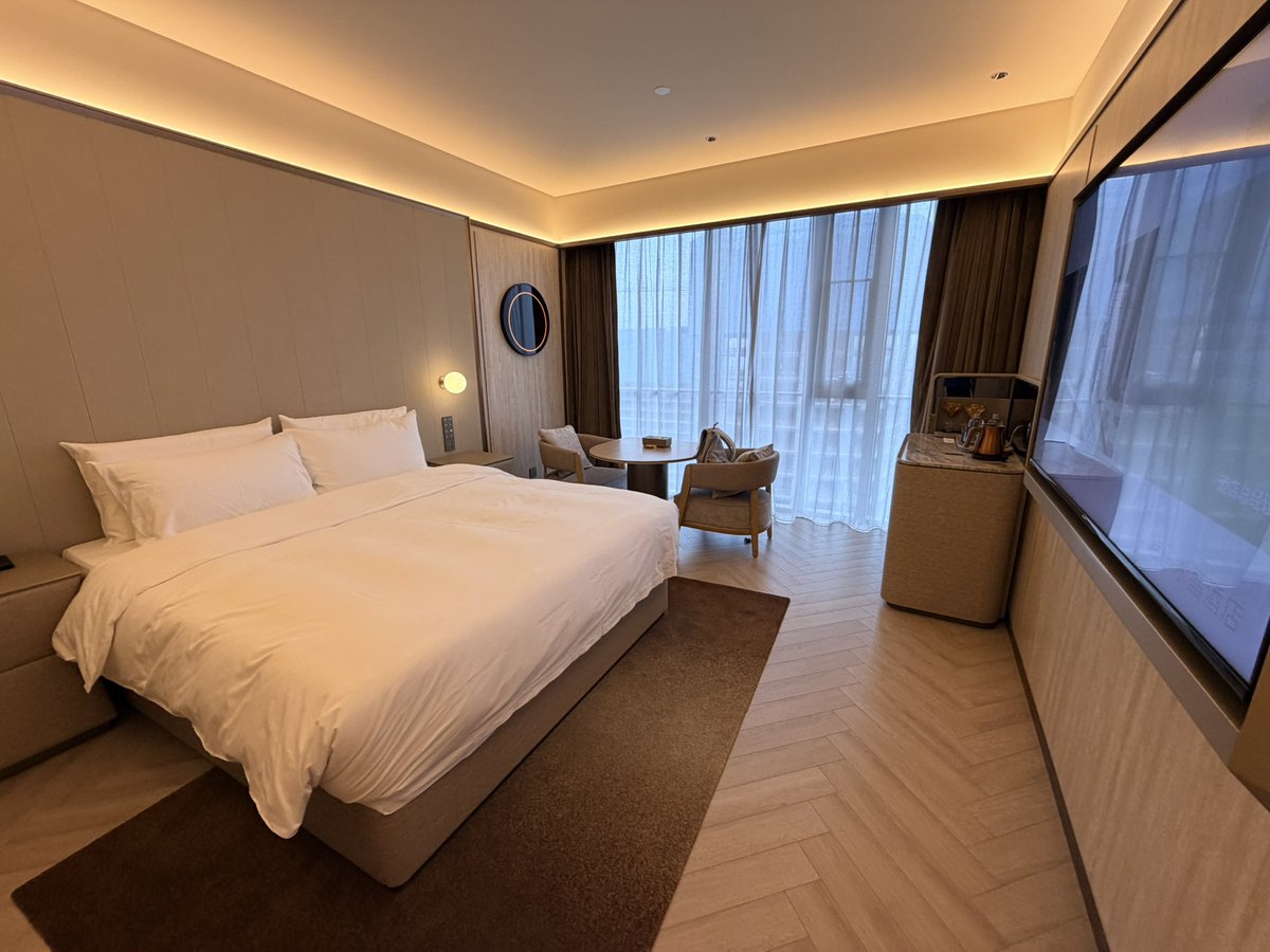 初宝不想睡觉🌈 tweet media