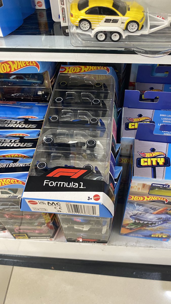 Theredgirls tweet media