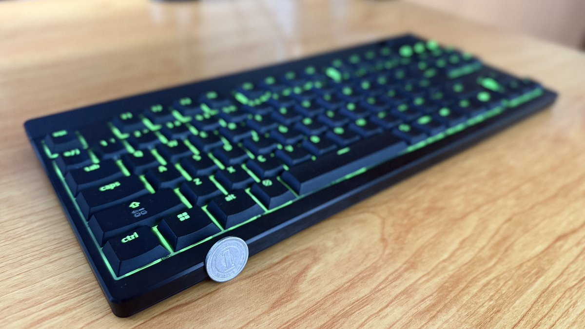 びえん/ガジェットPC｜desksetup tweet media