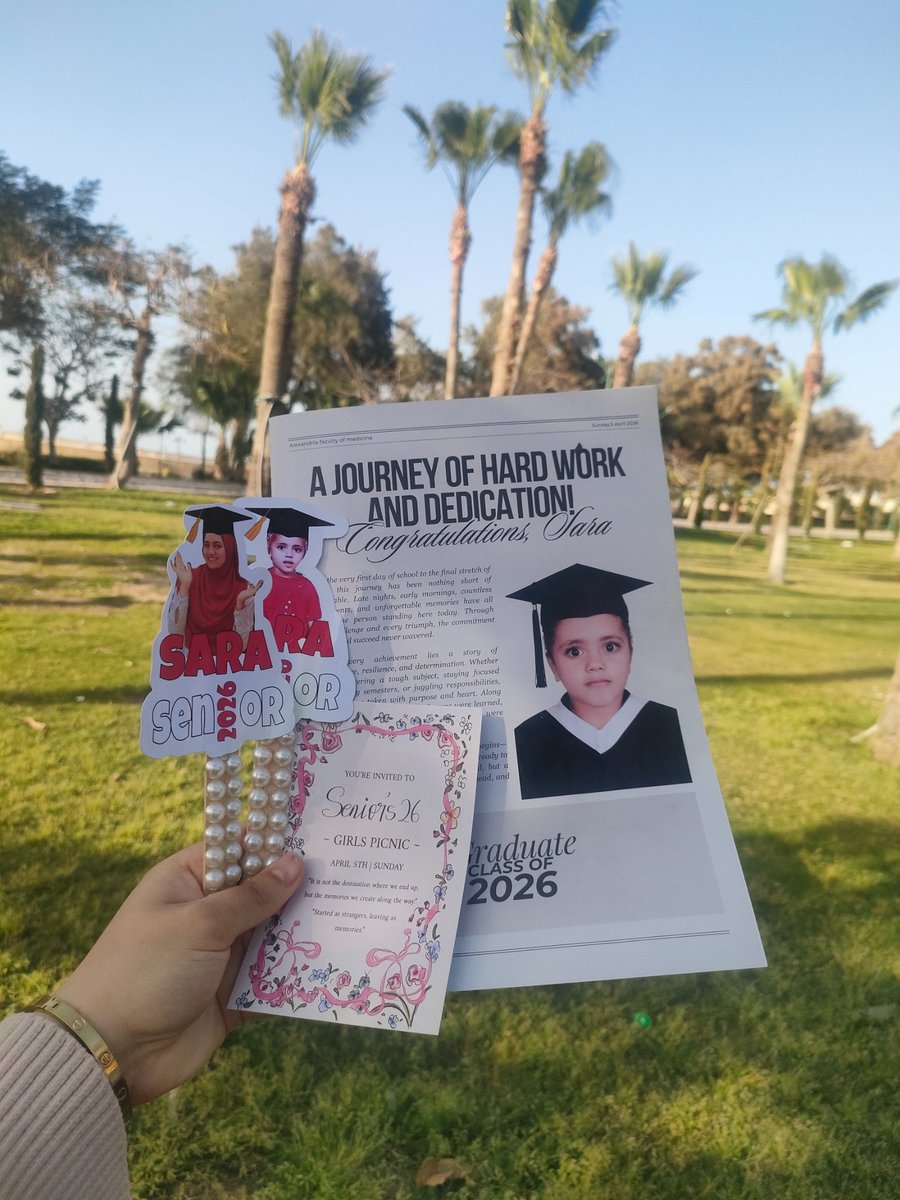 SaraSEmara1's tweet photo. 🎓 https://t.co/cEhznJl3PK
