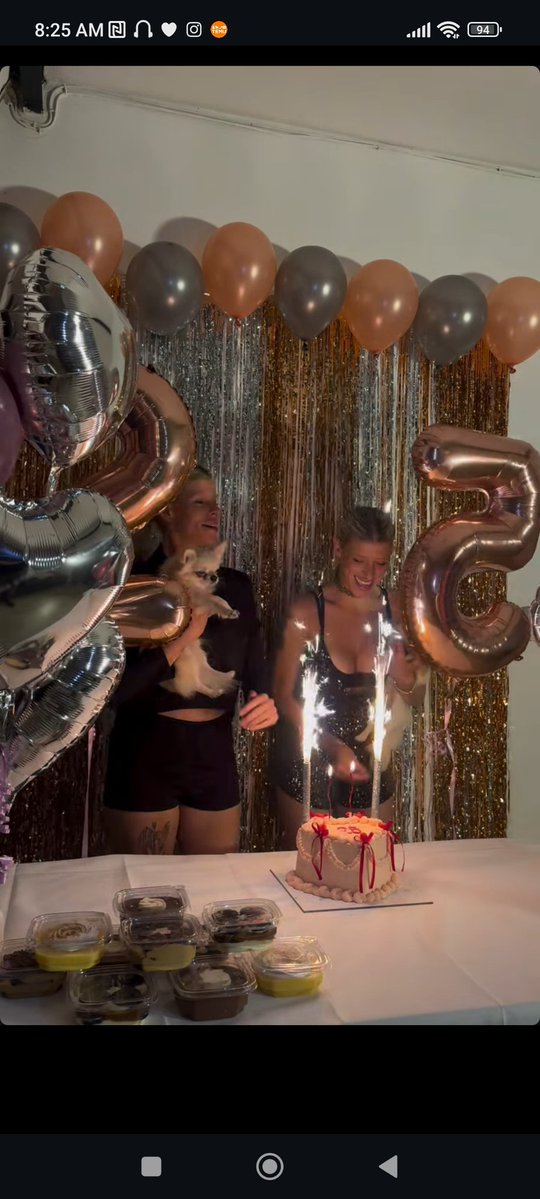 Azuloscuro 105 tweet media