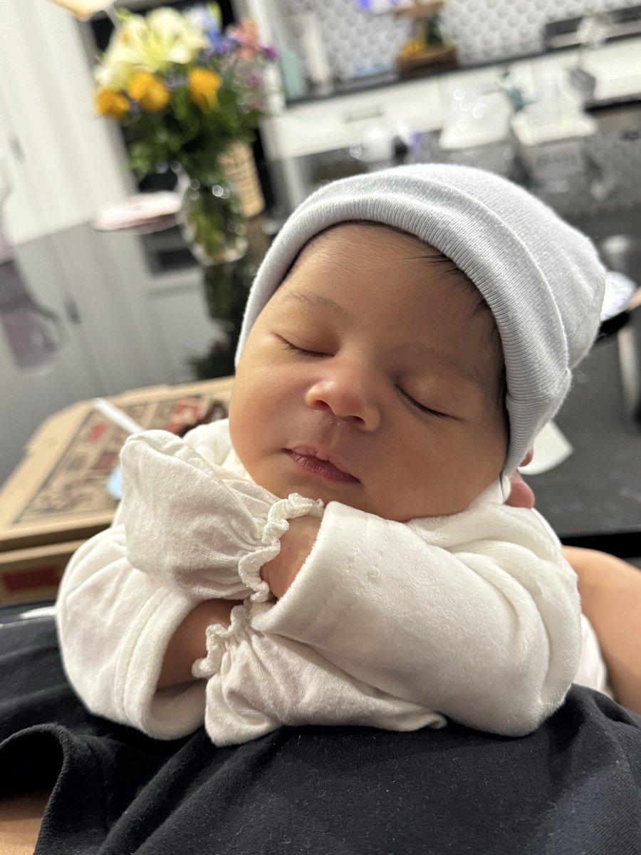 Isaiah McKenzie tweet media