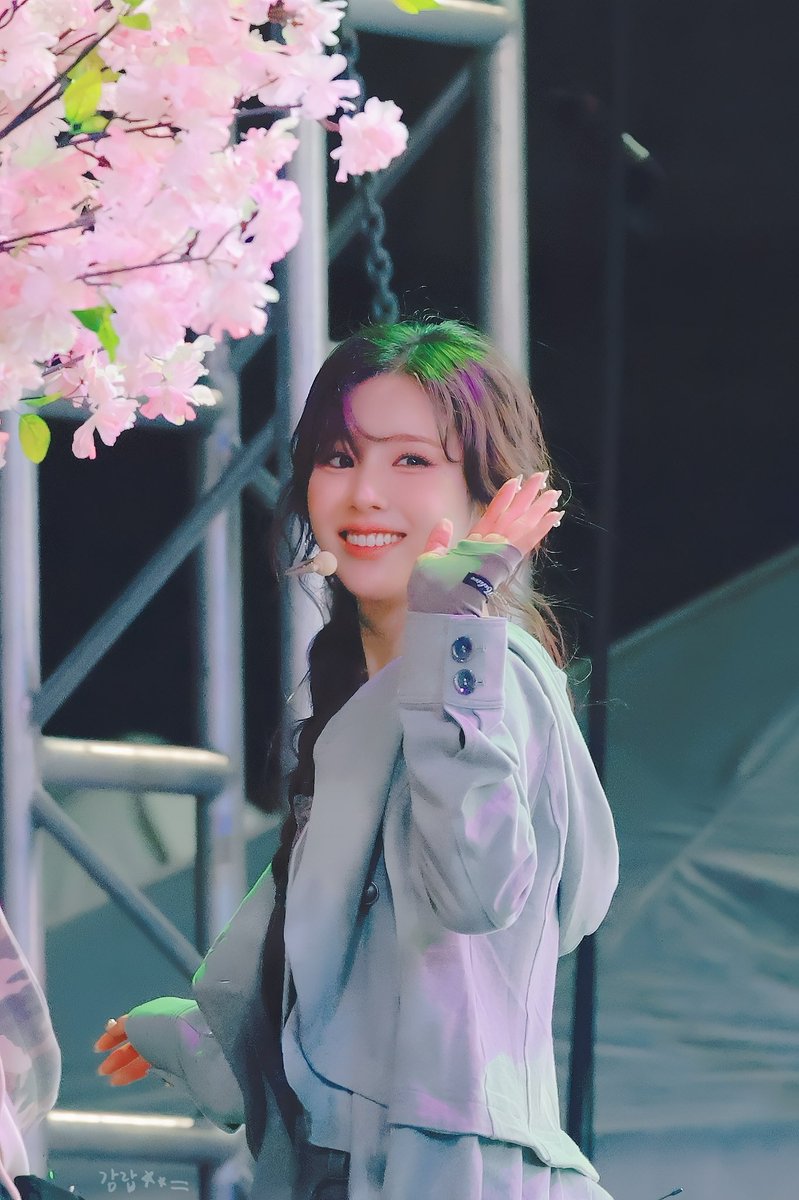 감랍스타 tweet media