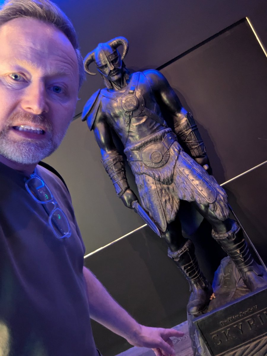 twitch.tv/Limmy tweet media