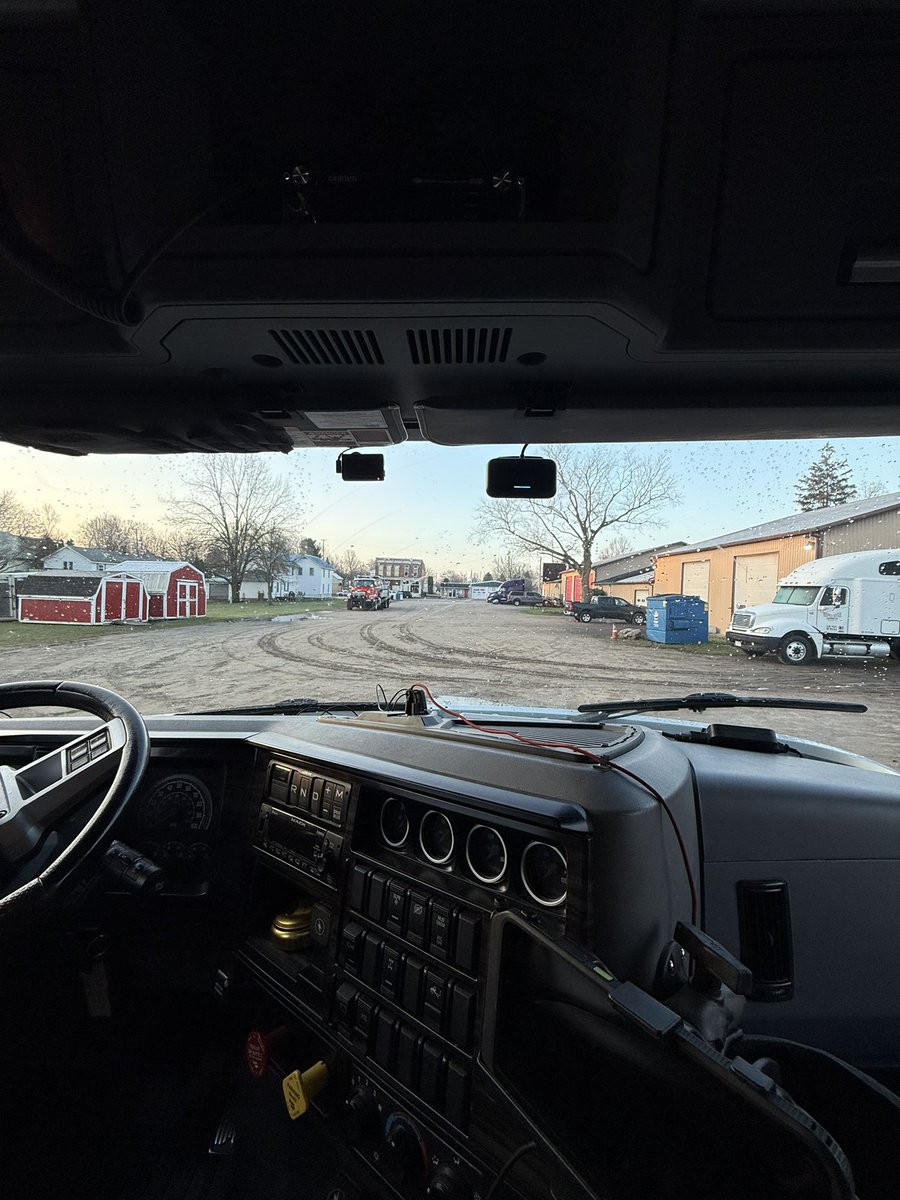 indietrucker tweet media