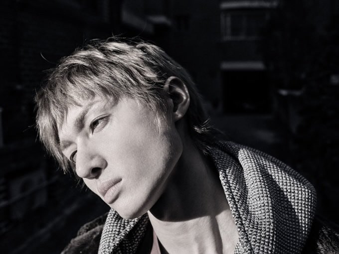 carly 𖤍 tweet media