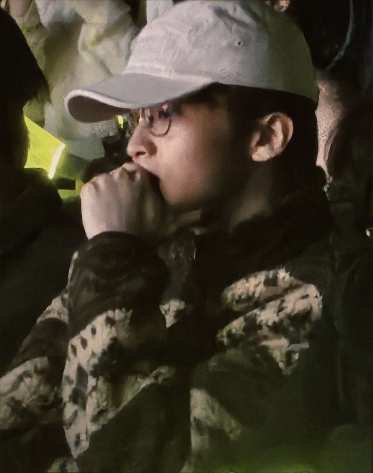 Singer bf and producer bf 👀

🐯 " Wow, my boyfriend is such a great singer "
🐻 " Of course, I know that, and the song I’m singing is a good one too "
🐯 " Oh ya?😏 "
🐻 " Don’t pretend like that—of course it’s a good song; you wrote it for me "
🐯 " Hahaha, thanks for picking