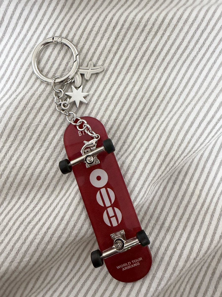 Jborahae saw bts ꪜ ⓥ 🪭 tweet media