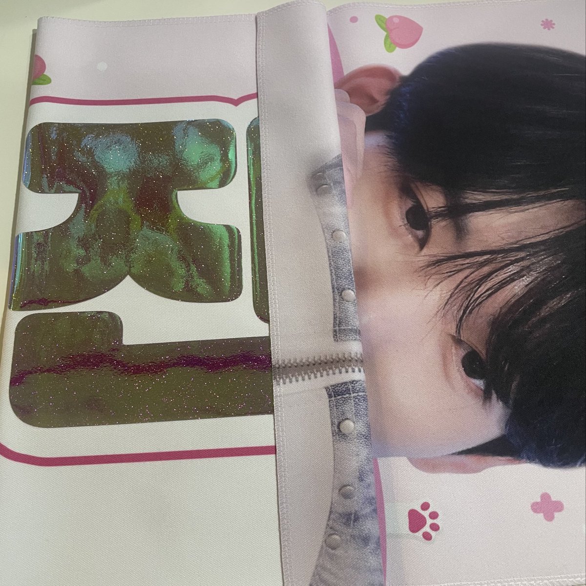 tamitami3ou's tweet photo. ♡  สโลแกน ผ้าเชียร์ ยูจิน 
(มาส @/mybloom0320 ) 

   🐰ྀི 780.- รวมส่ง
  
#ตลาดนัดเจเบวัน #ตลาดนัดzb1 
#ตลาดนัดZEROBASEONE 제베원 양도 wts https://t.co/ETOiySp9nH