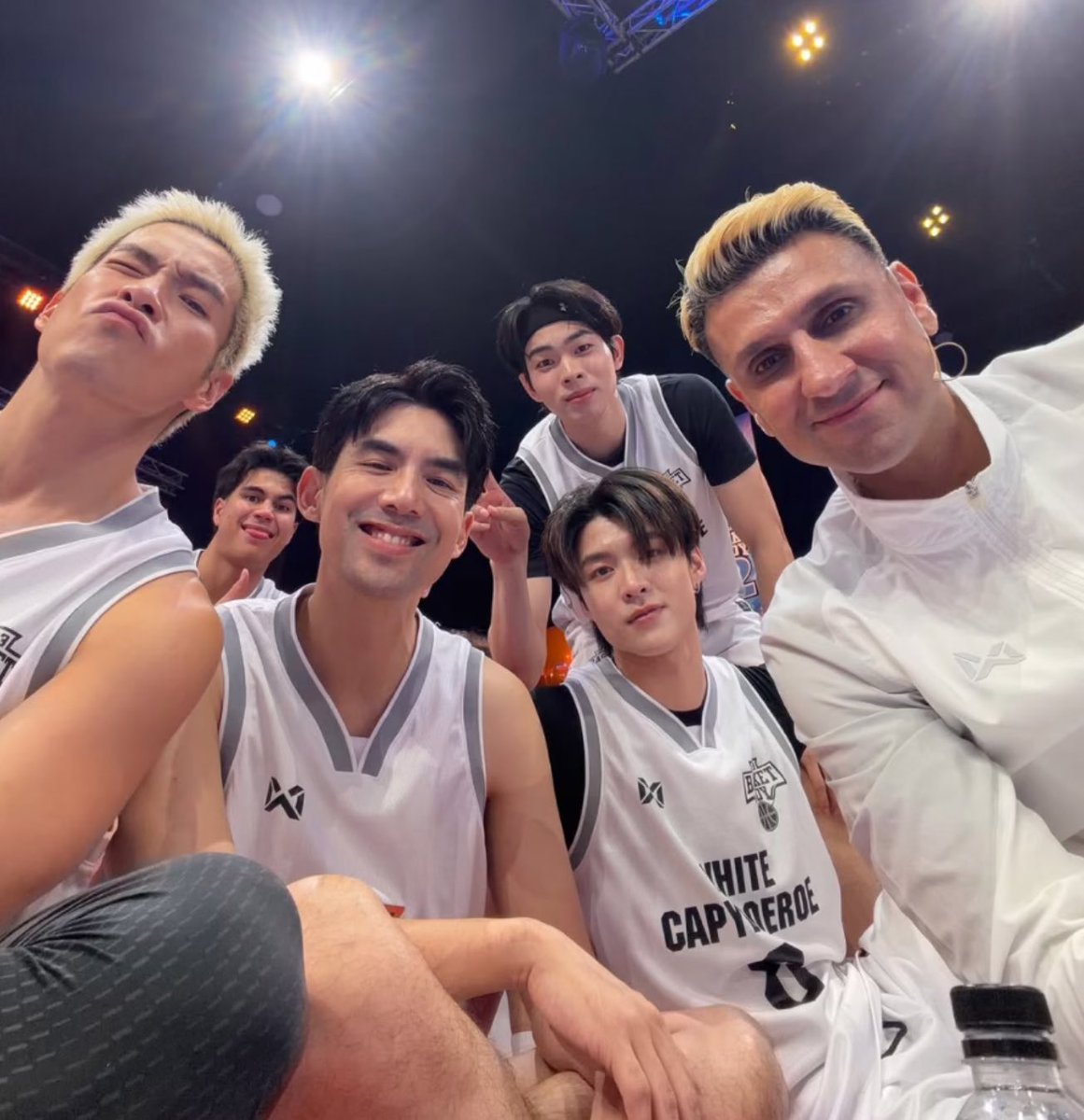 Tineee💕 tweet media