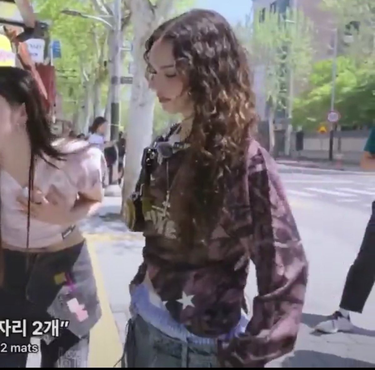 franc COMMS OPEN tweet media