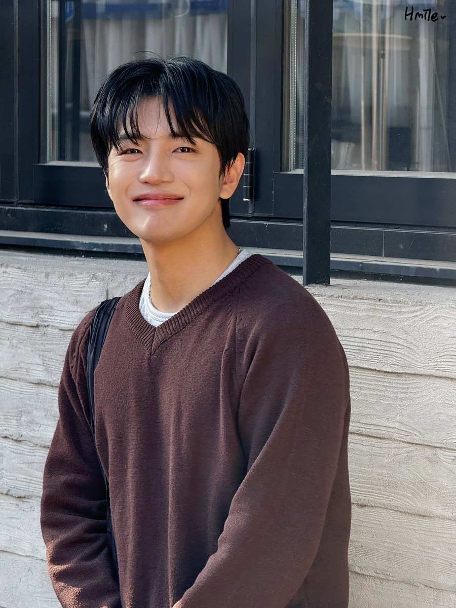 JustJiham0228's tweet image. [ #이지함 | #Leejiham | #ACE ]

©Hmile1217