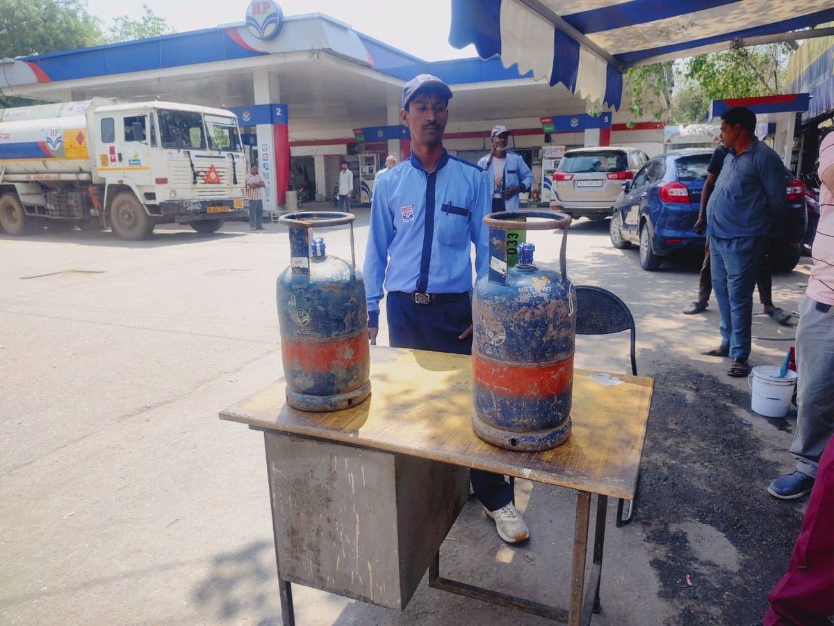 HPCL_Delhi LPG RO tweet media