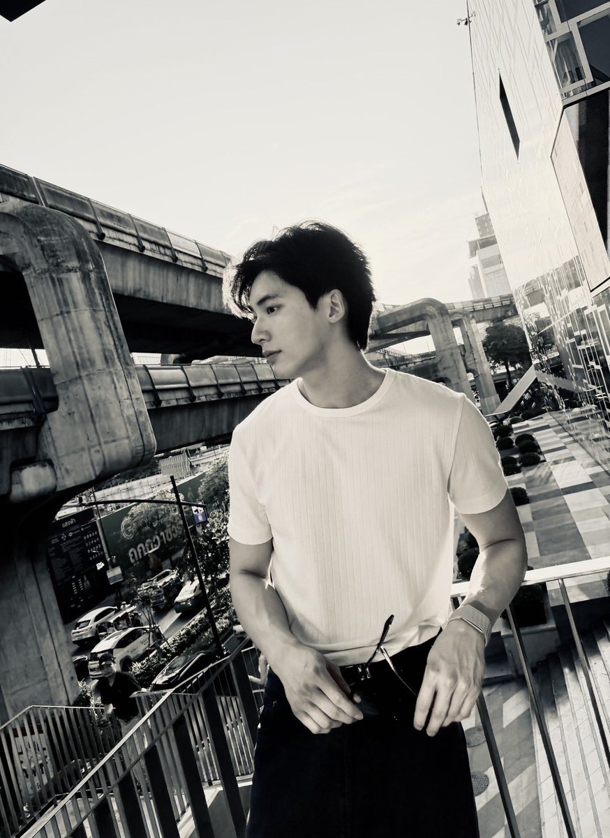 pondponlawit tweet media