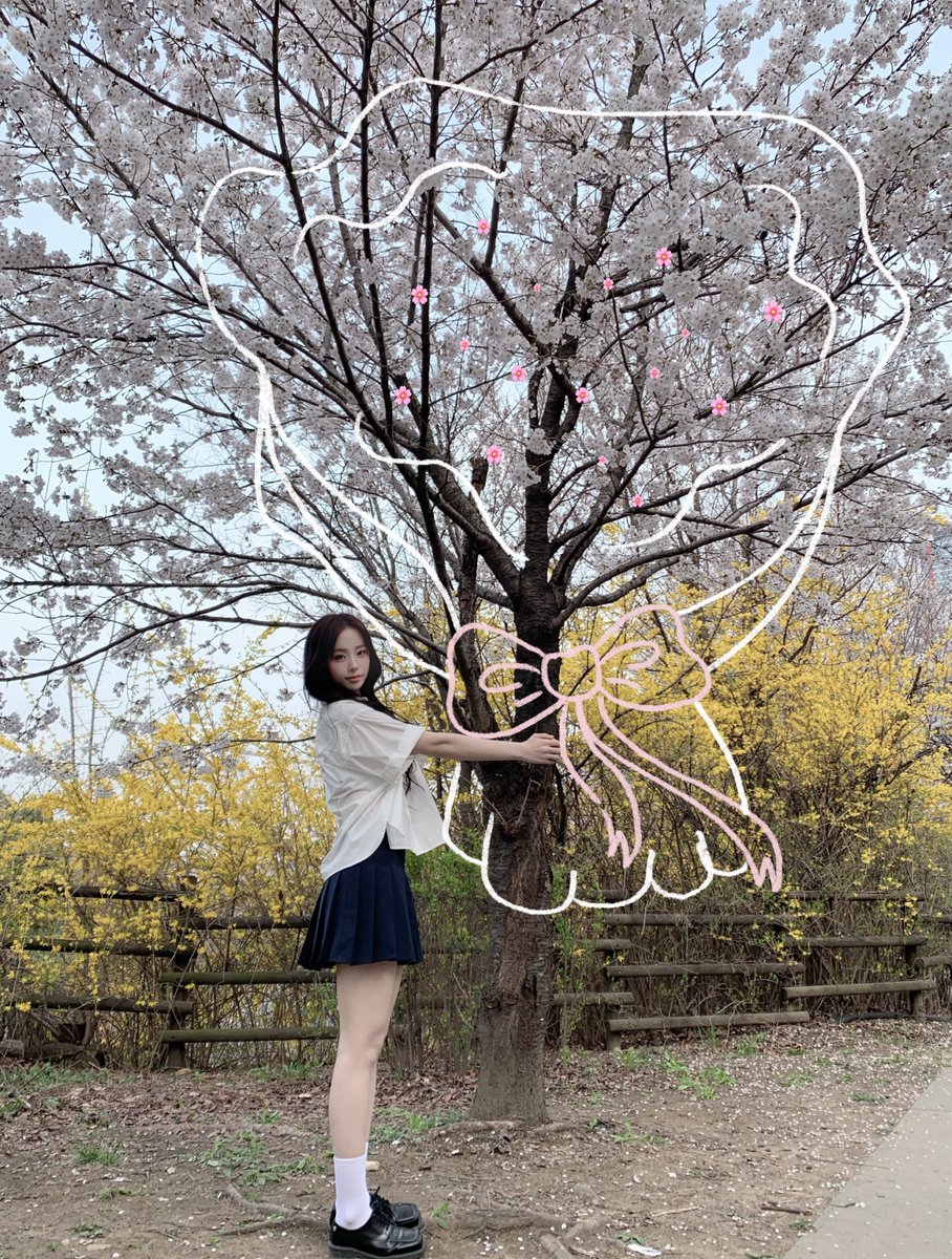 #SAY_SHUIE

로미에게만 주는 가장 큰 왕 꽃다발

🌷🌸🌷🌸
🌸🌷🌸🌷🌸
/ᐠ🌷🌸🌷🌸🌷
( ˶ᵔ ᵕ ᵔ🌷🌸🌷
\ つ \  /
U U / 🎀 \

#슈이 #SHUIE #シュイ
#SAYMYNAME #세이마이네임 #SMN #セマネ