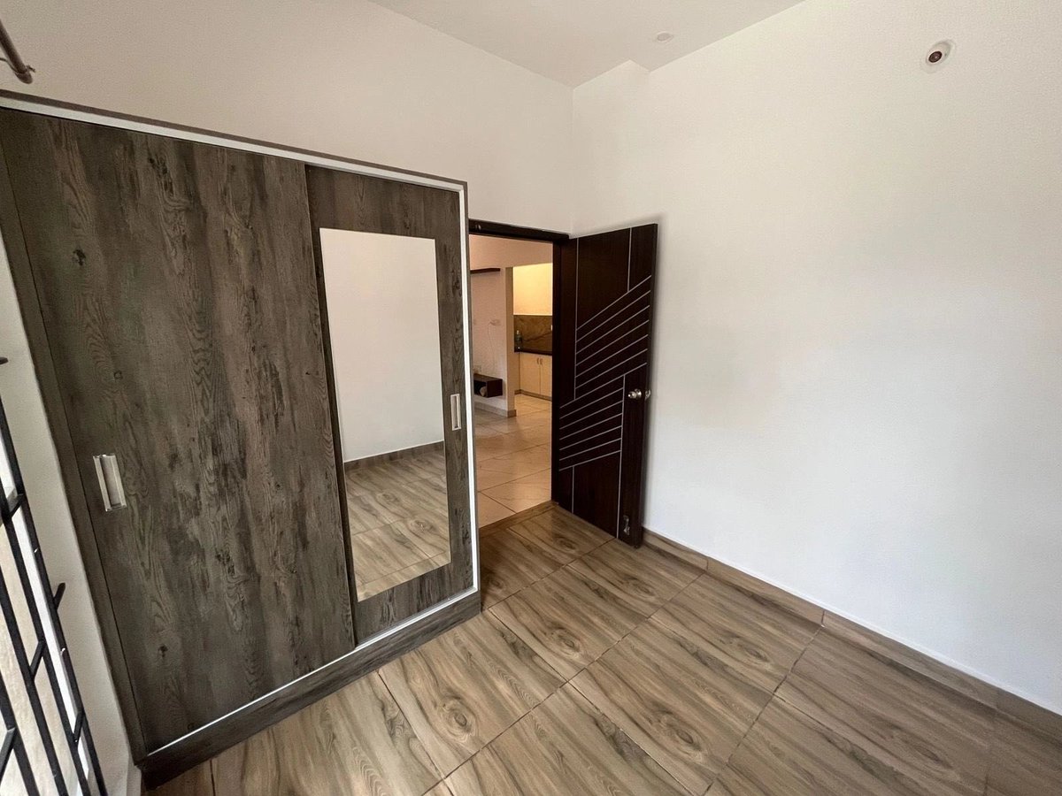 FlatX.co tweet media