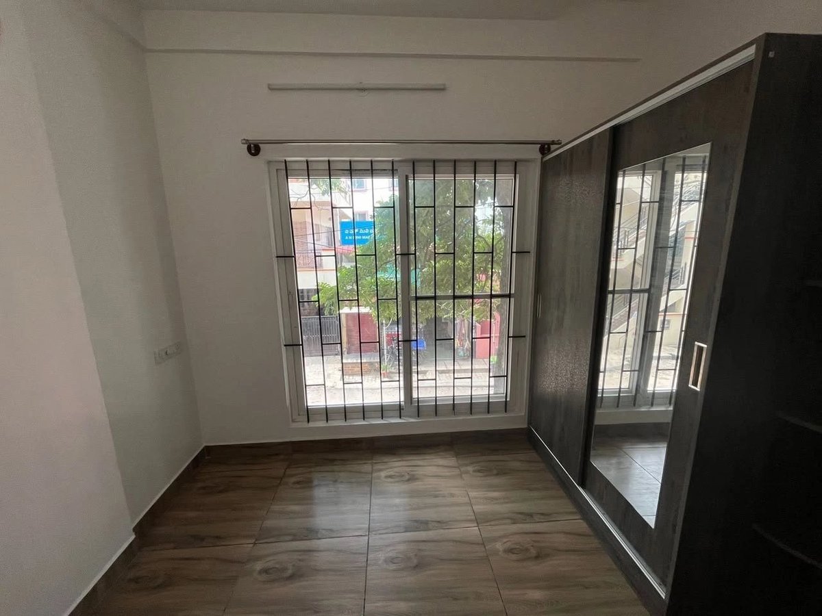 FlatX.co tweet media