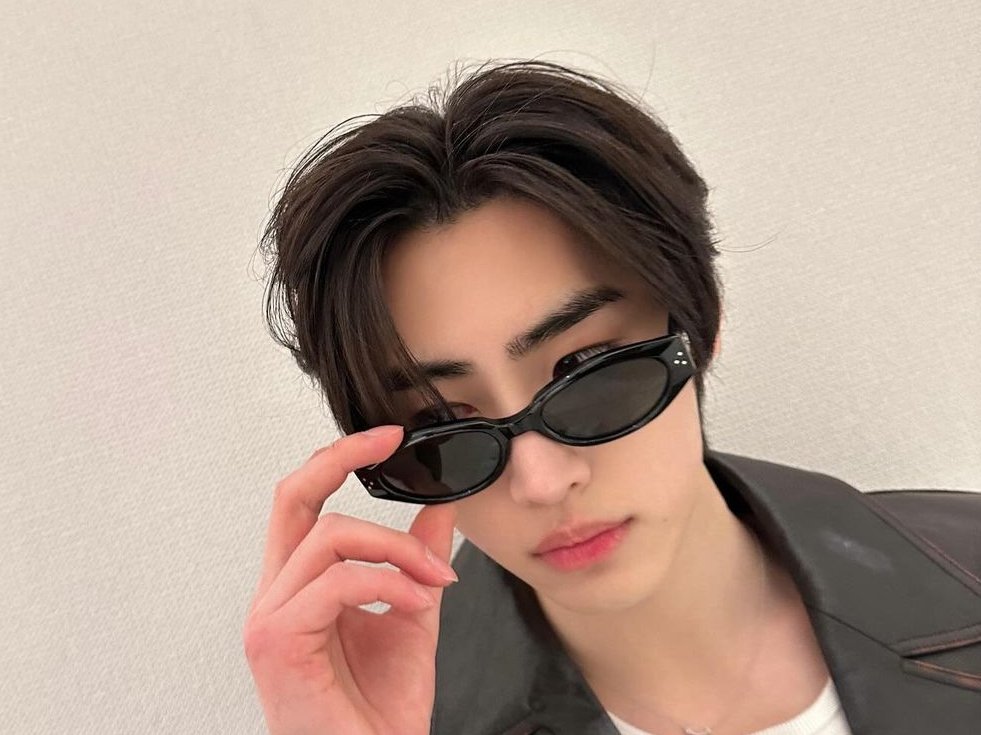 ❄️얼음별 tweet media