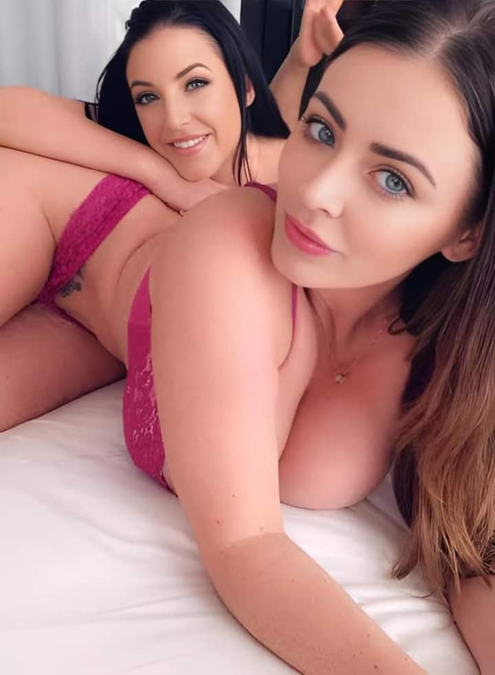 Angela White tweet media