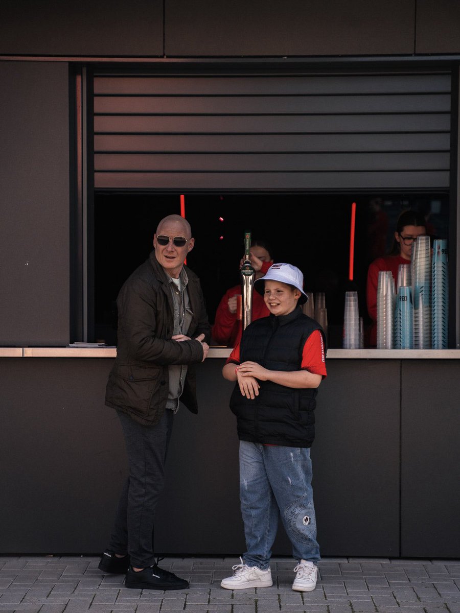 Almere City FC tweet media